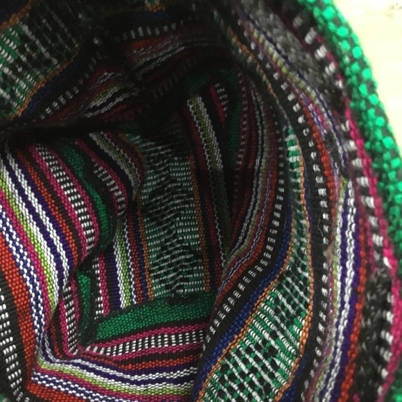 ARTESANIAS Mr Pinzon. Woven Mexican Backpack Multicolored Midsize - Picture 8 of 8